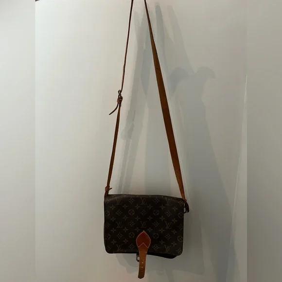 Authentic Louis Vuitton Cartouchiere Handbag Monogram Canvas - Picture 4 of 7